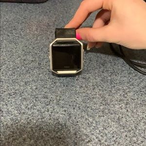 Fitbit blaze with extra band and two chargers